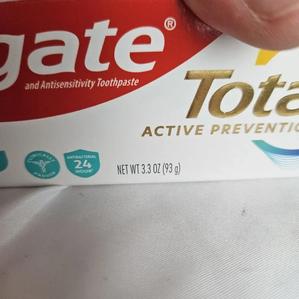4 Colgate‎ Total Active Prevention Toothpaste, Whitening/Freshmint 3.3oz Each